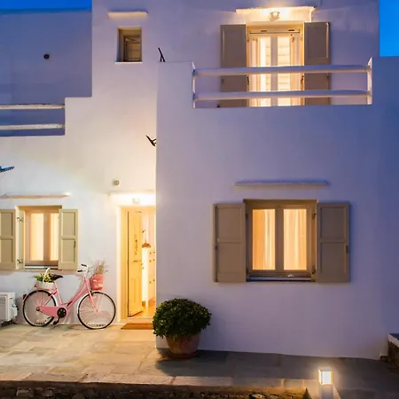 Miles Away Sifnos - Beachfront House 펜션 *