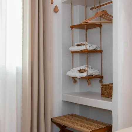 別荘 Miles Away Sifnos - Beachfront House Platis Gialos (Sifnos)