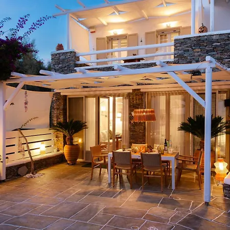 Miles Away Sifnos - Beachfront House * Platis Gialos (Sifnos)