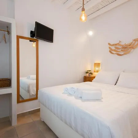 Miles Away Sifnos - Beachfront House