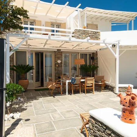 Miles Away Sifnos - Beachfront House Σπίτι διακοπών *