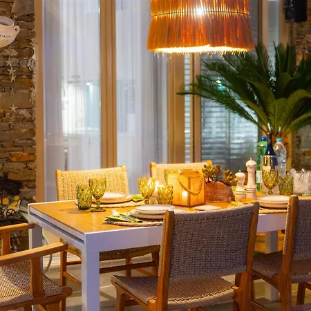 Casa vacanze Miles Away Sifnos - Beachfront House *