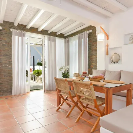Miles Away Sifnos - Beachfront House Platis Gialos (Sifnos)